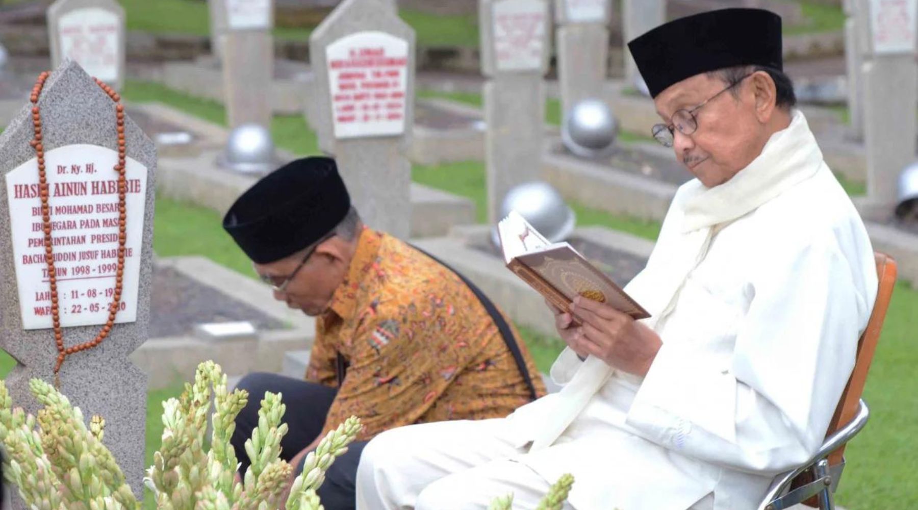 Bacaan Doa-doa Ziarah Kubur Serta Artinya